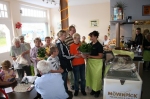 Anstehen zum Gratulation